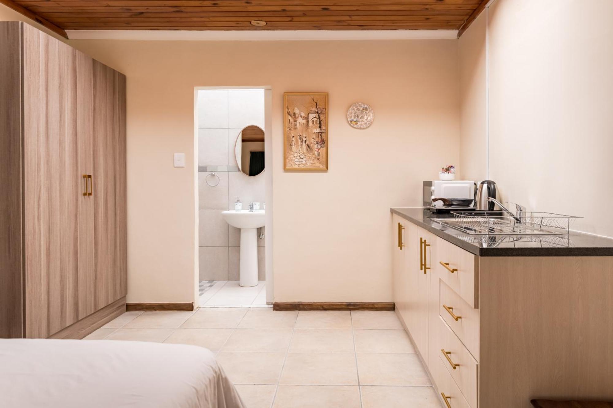 Dolliwarie Guesthouse Parow Exteriör bild