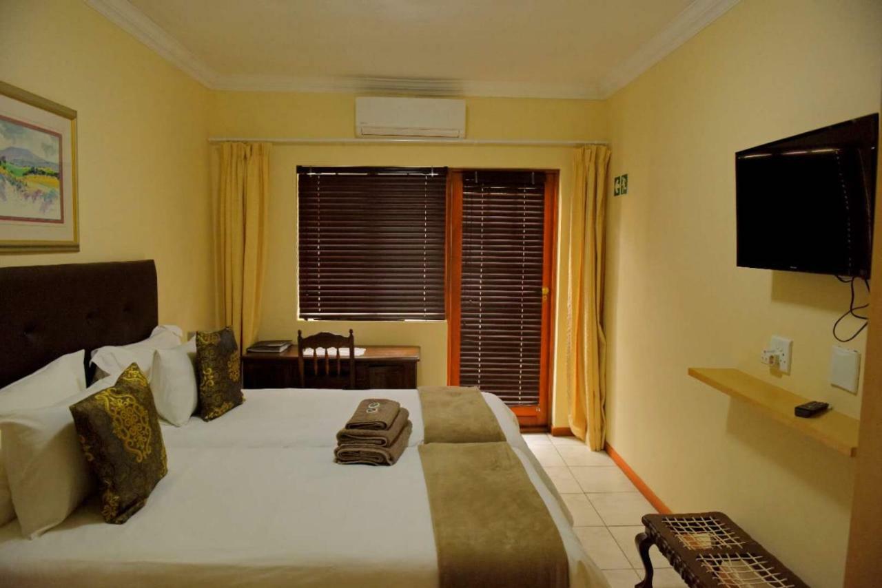 Dolliwarie Guesthouse Parow Exteriör bild